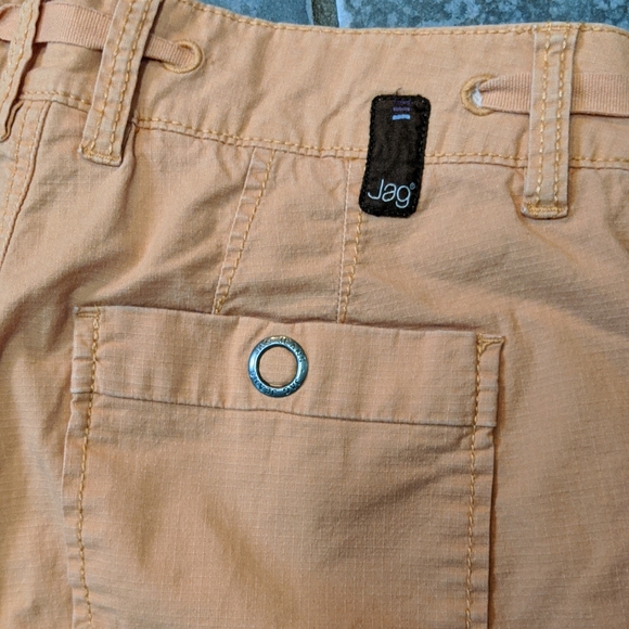 4/$25 Jag capris size 4 - Picture 7 of 10